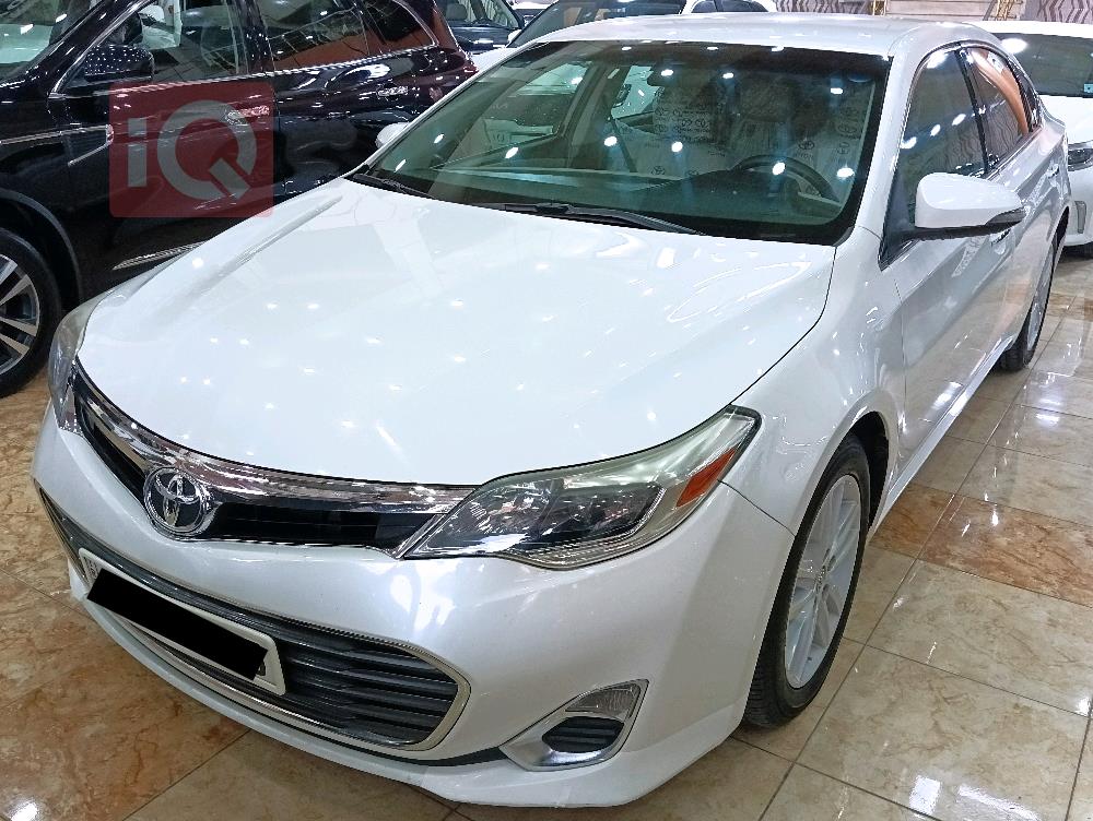 تويوتا أفالون